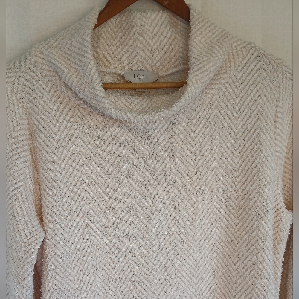 Loft sweater - Picture 3 of 5